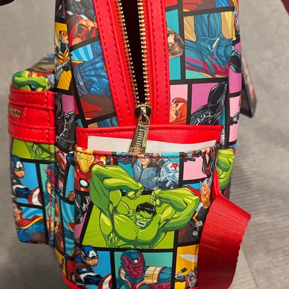 Loungefly Marvel Comic Heroes Colorful Mini Backpack Brand New with Tags main image 5
